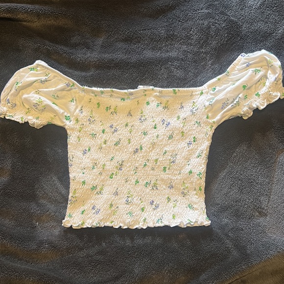 Top - Picture 2 of 3